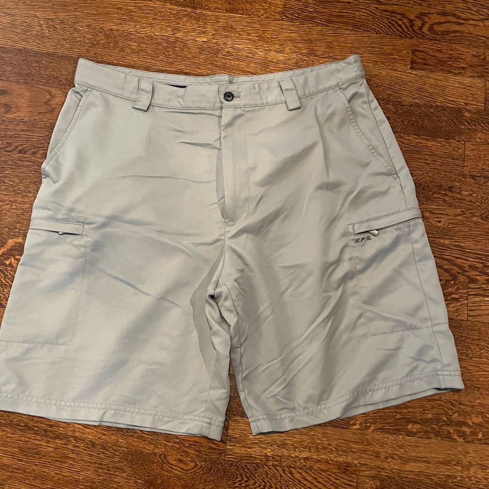 Izod Gray Cargo Shorts Lightweight Outdoor Wear